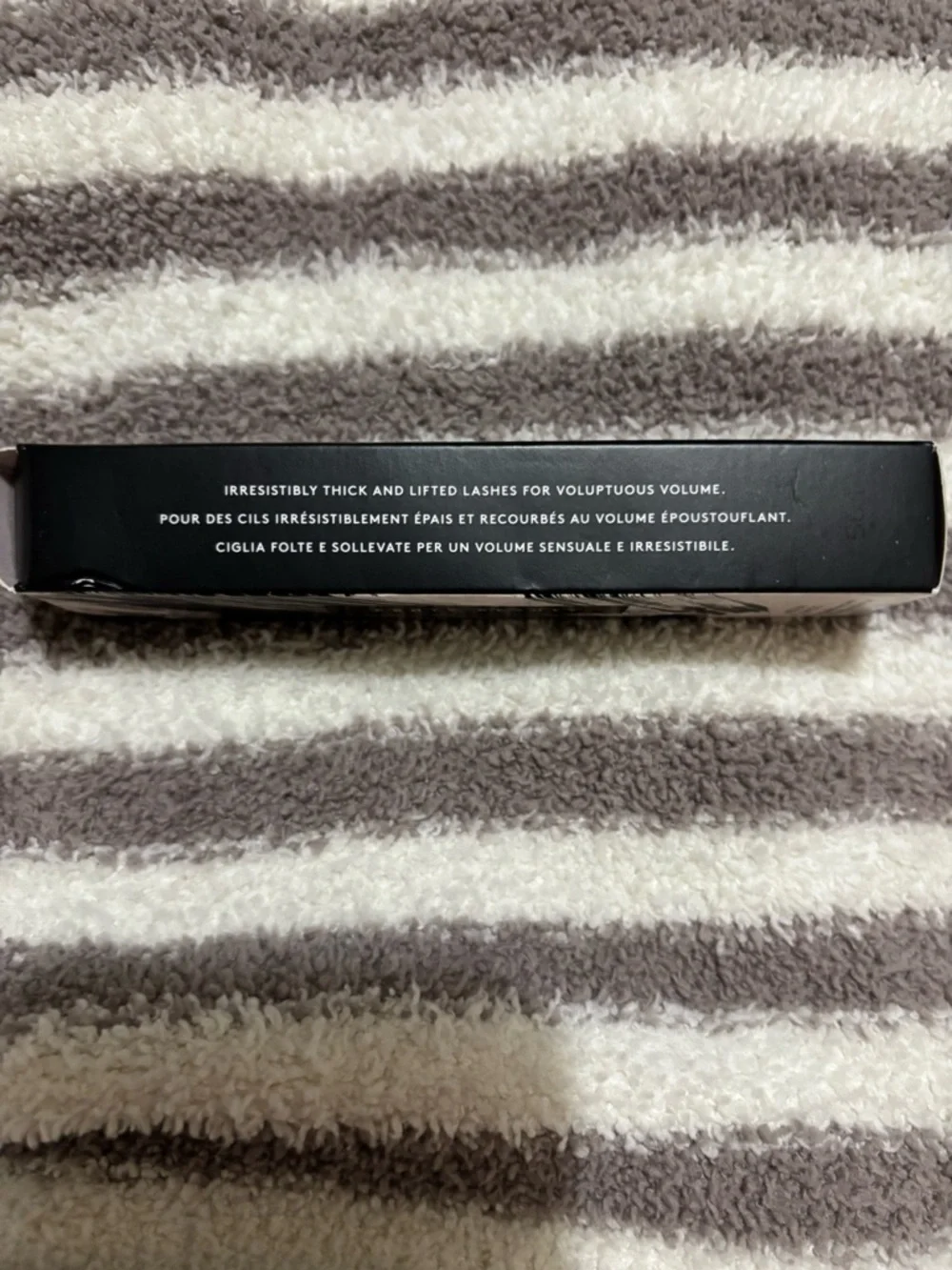 NWT Fenty Beauty Hella Thicc Volumizing Mascara — Black